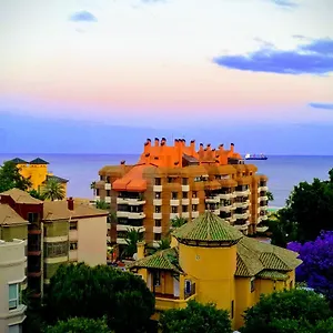  Hostal Beach And Center Backpackers España